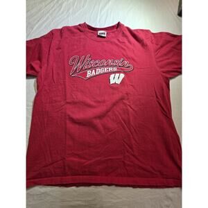 Wisconsin Badgers Soffe Men's Red Size Large Short Sleeve T-Shirt
